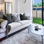The City\'S Best Kept Secret 2 Bed 2 Bath