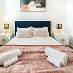 The City\'S Best Kept Secret 2 Bed 2 Bath